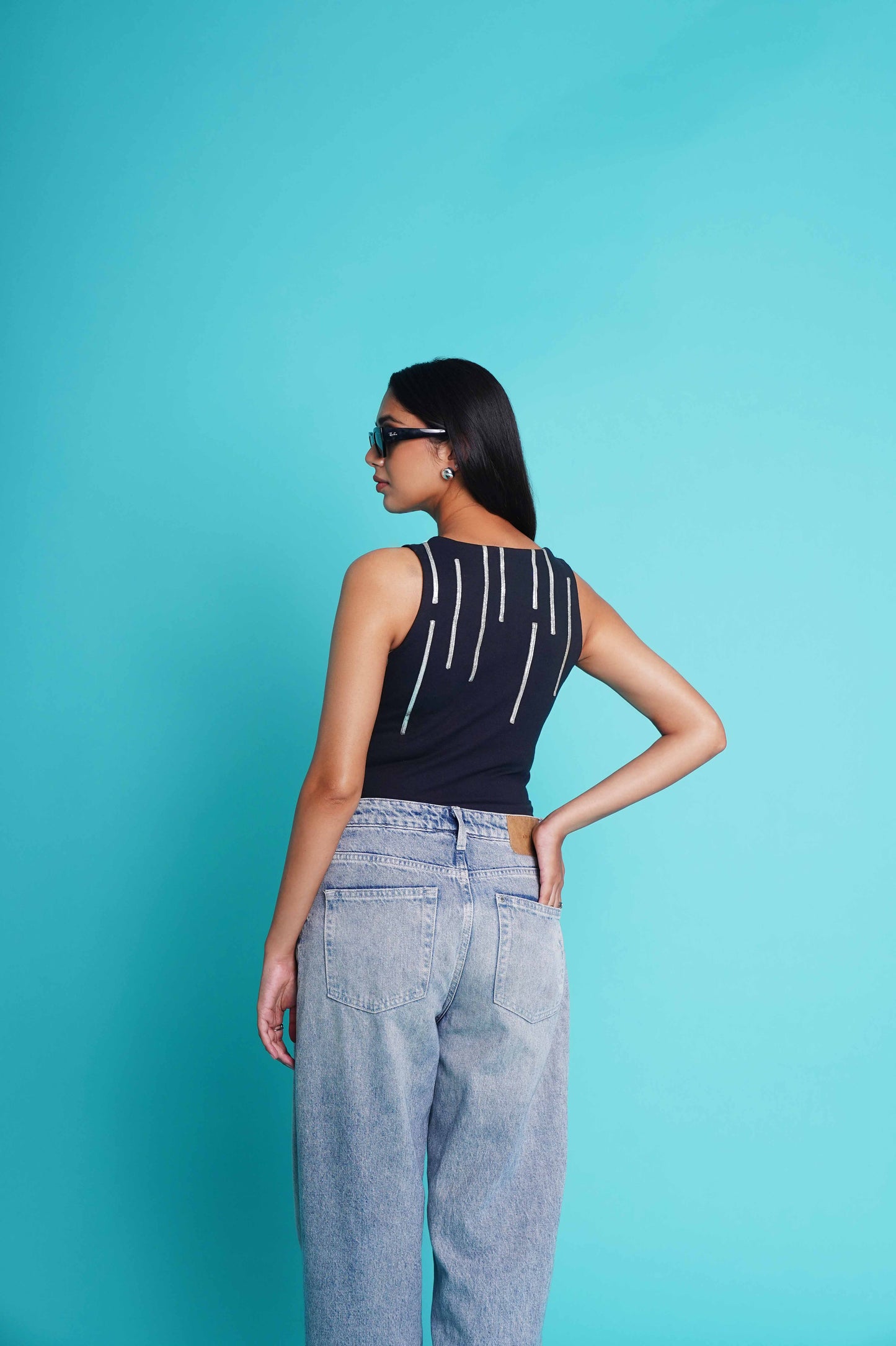 Broken Lline Black Top