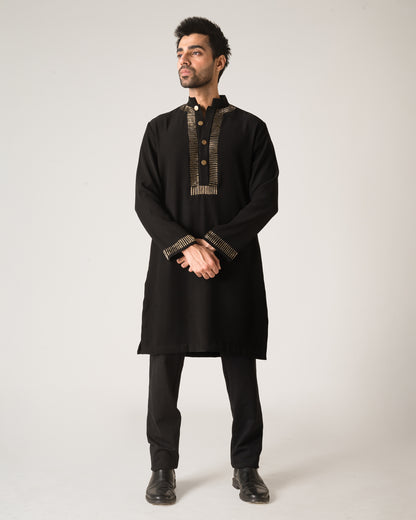 Parallel Embellished Kurta